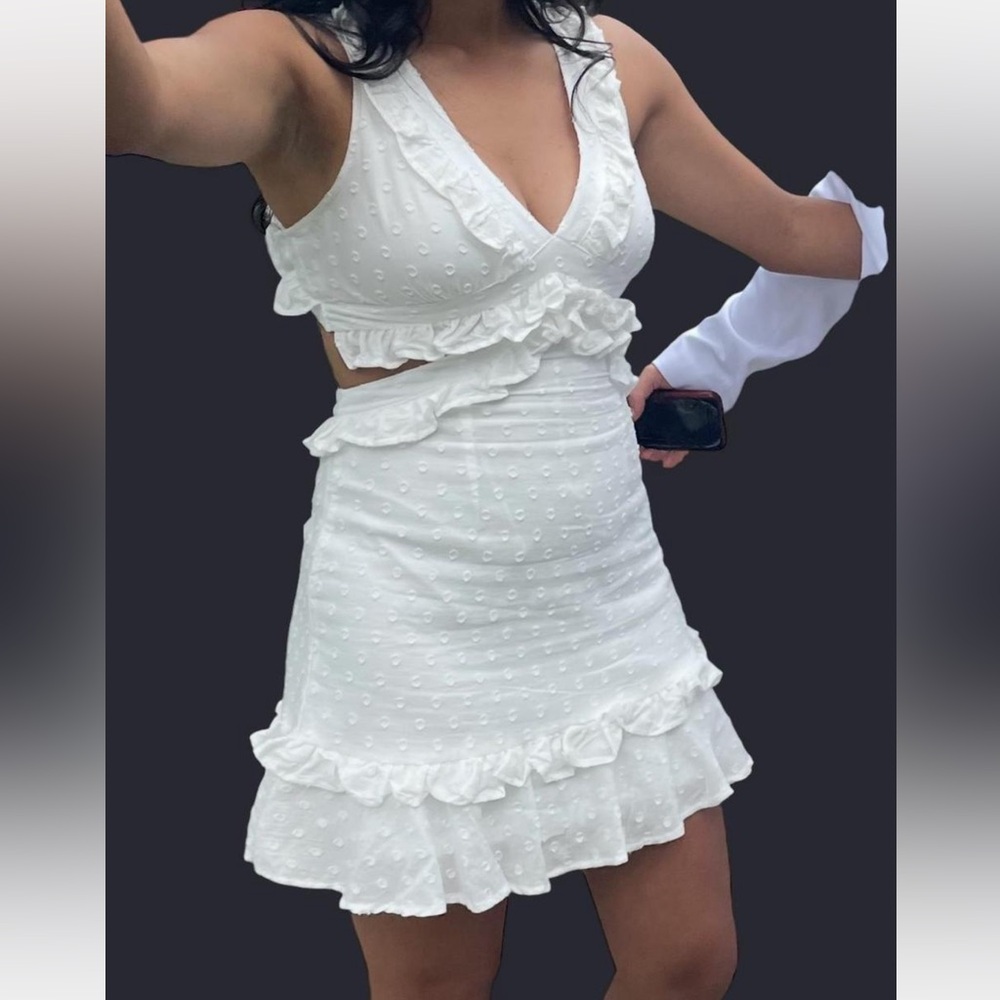 Altar’d State Women’s Swiss Dot Ruffle Cut Out White Lace-Up Back Mini Dress M